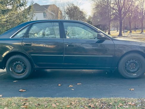 Used 2002 Toyota Avalon XLS image 6