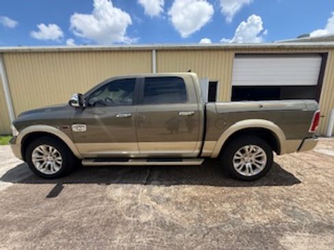 Used 2015 RAM 1500 Laramie Longhorn w/ Convenience Group AWD/4WD image 4