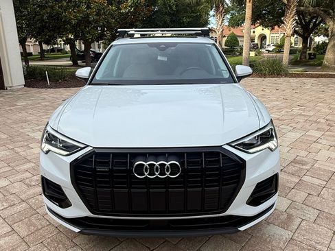 Used 2023 Audi Q3 2.0T Premium AWD/4WD image 2