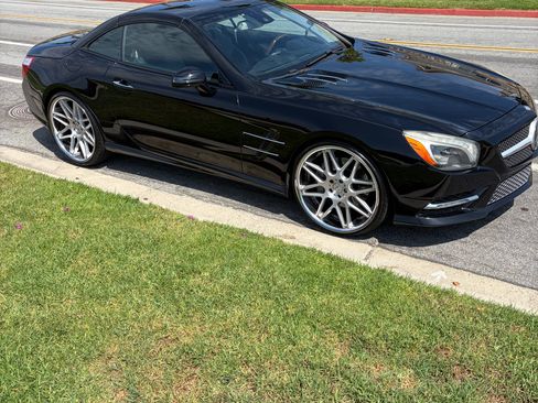 Used 2013 Mercedes-Benz SL 550 w/ Premium Pkg image 9
