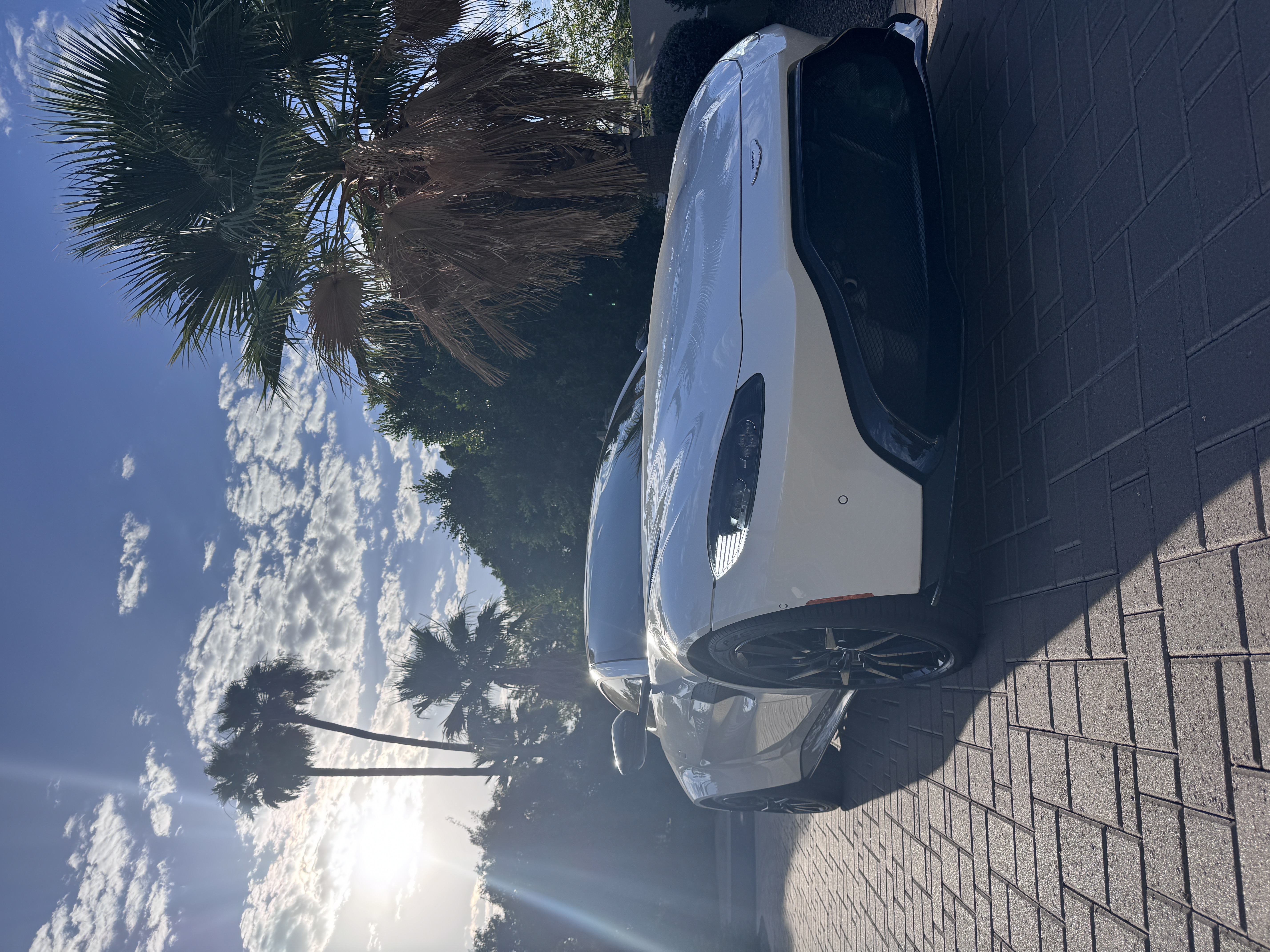 Used 2020 Aston Martin V8 Vantage Coupe RWD image 28