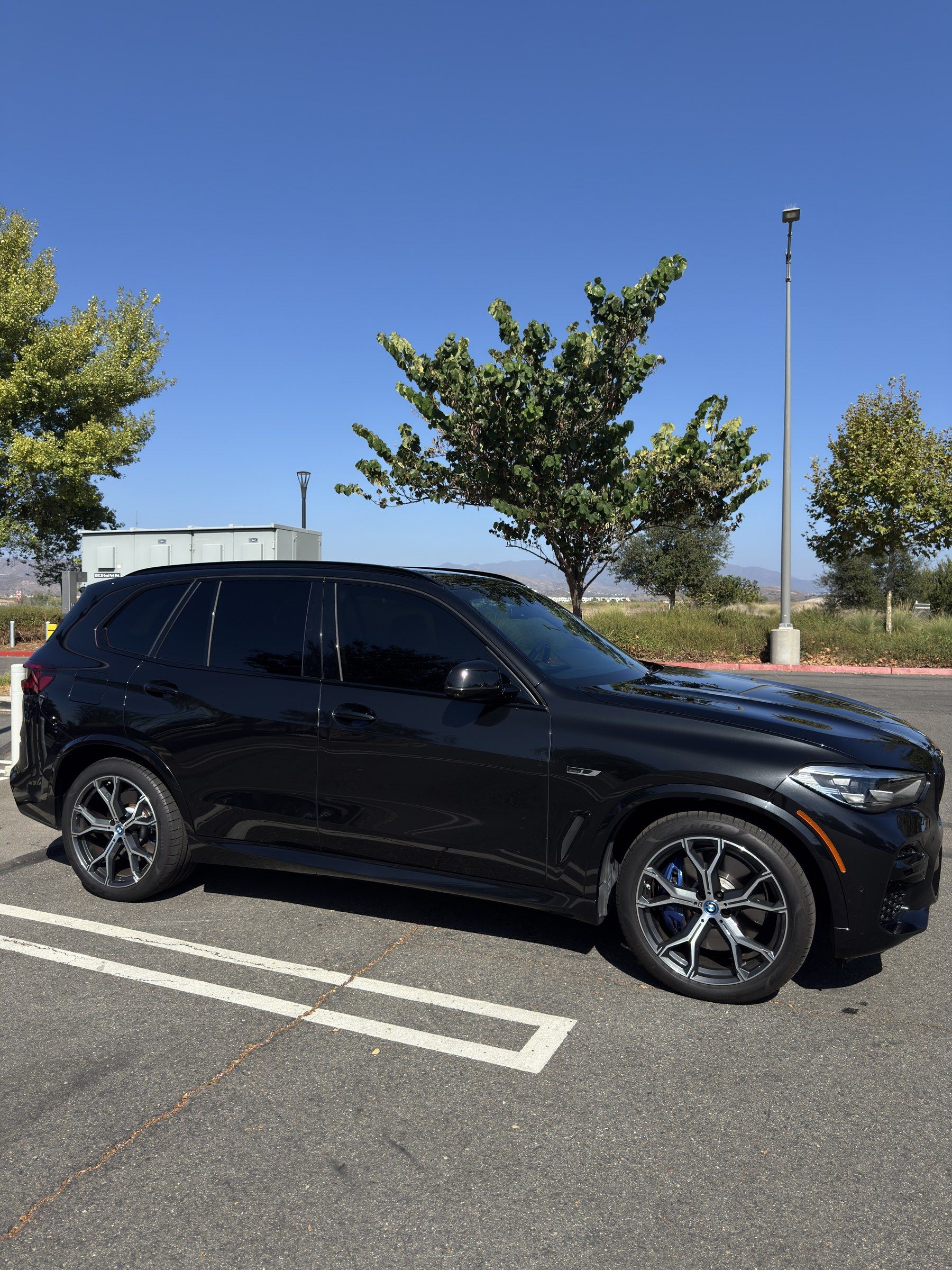 Used 2022 BMW X5 xDrive45e w/ M Sport Package AWD/4WD image 14