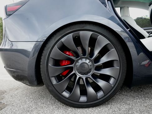 Used 2023 Tesla Model 3 Performance AWD/4WD image 6