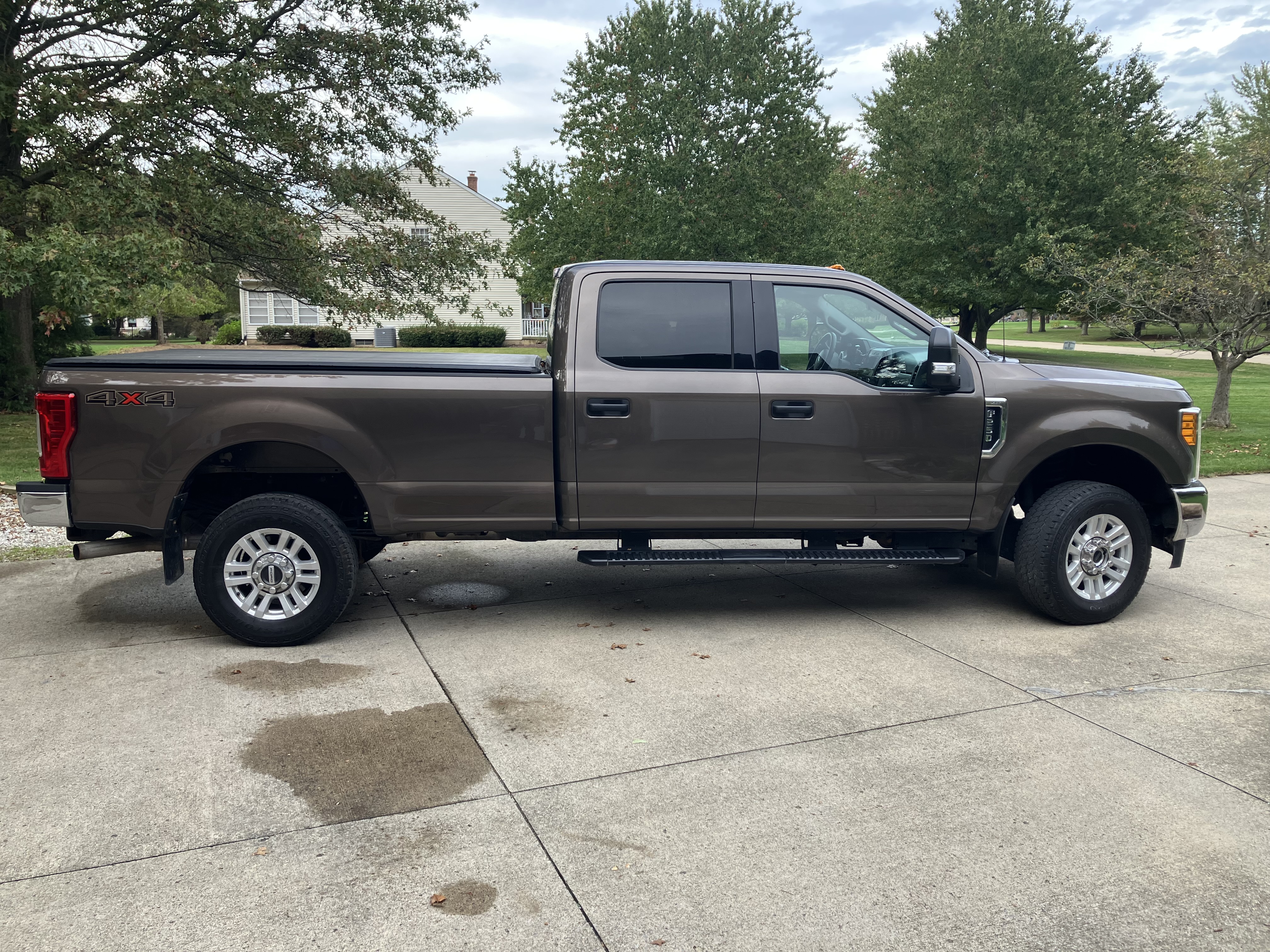 Used 2017 Ford F250 XLT w/ XLT Value Package AWD/4WD image 6