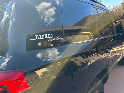 Used 2021 Toyota Land Cruiser AWD/4WD image 8