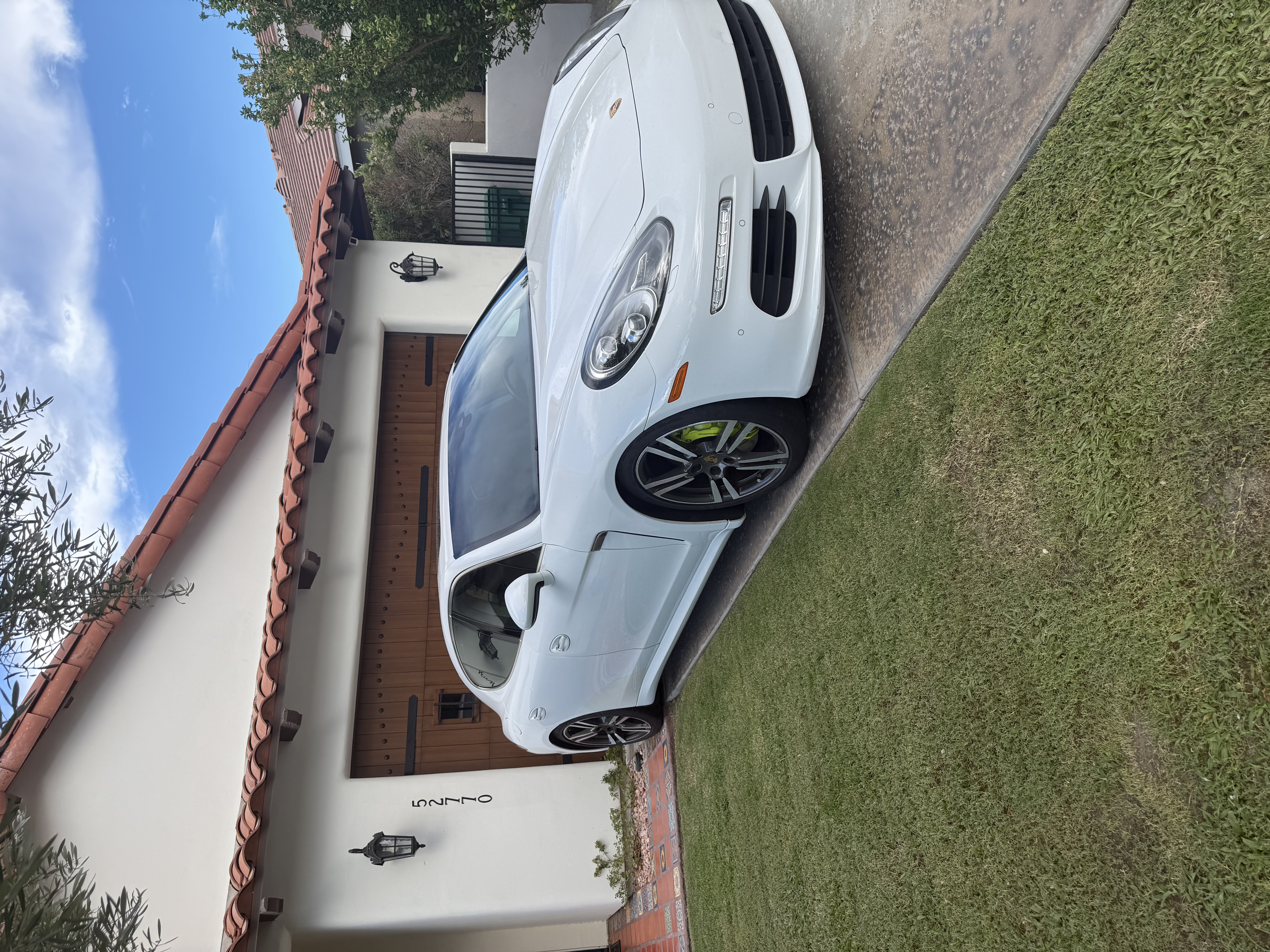 Used 2014 Porsche Panamera S RWD image 15
