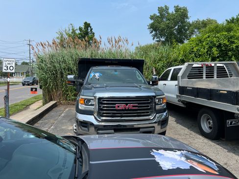 Used 2015 GMC Sierra 3500 4x4 Regular Cab w/ Sierra Convenience Package image 1