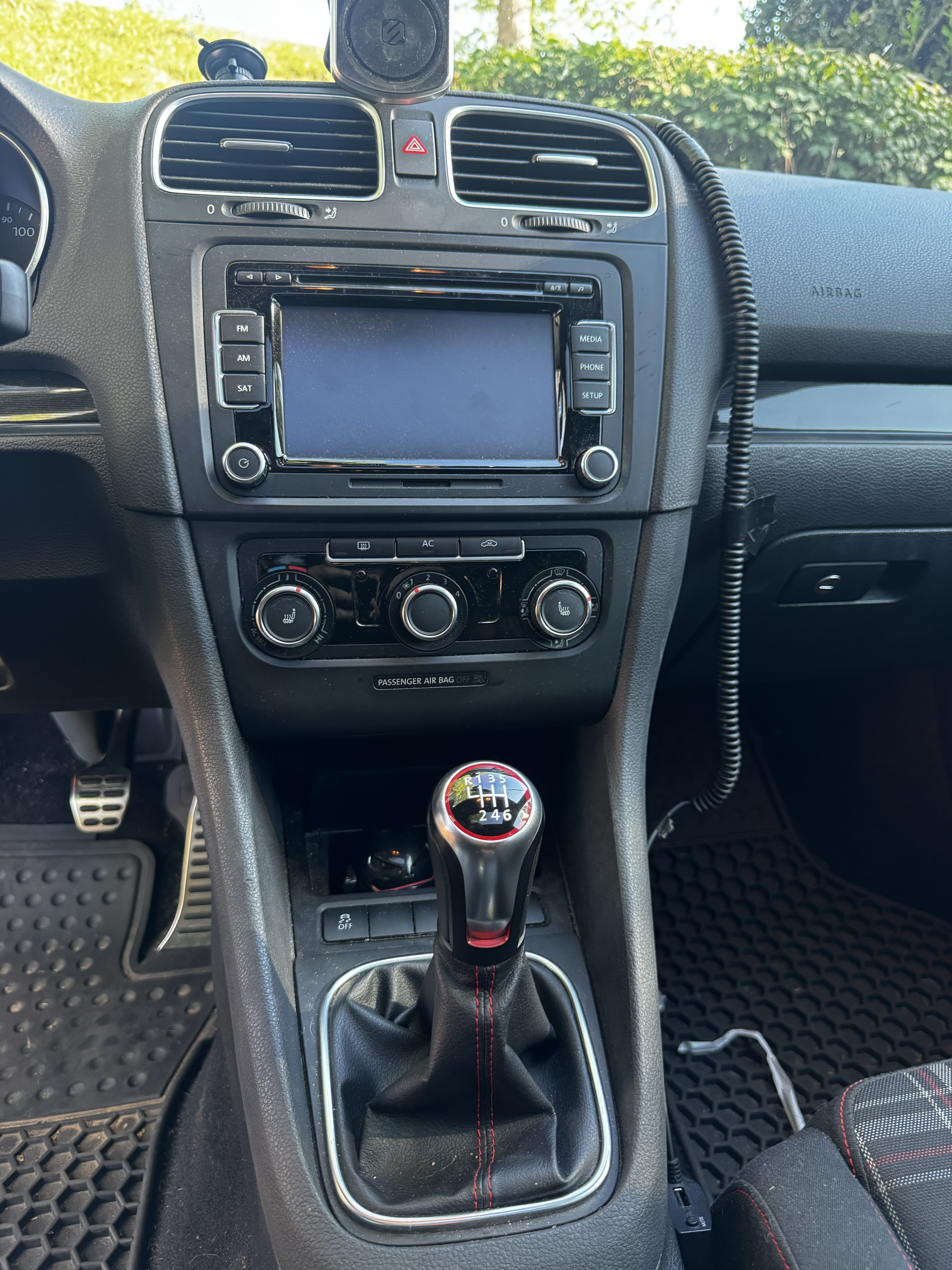 Used 2012 Volkswagen GTI 4-Door FWD image 10