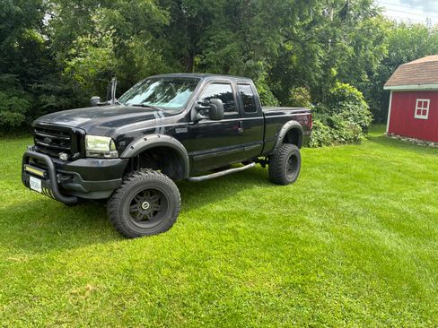Used 2002 Ford F250 4x4 SuperCab Super Duty image 2