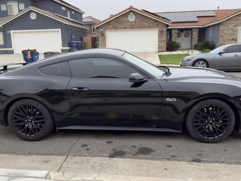 Used 2021 Ford Mustang GT Premium w/ GT Performance Package image 8