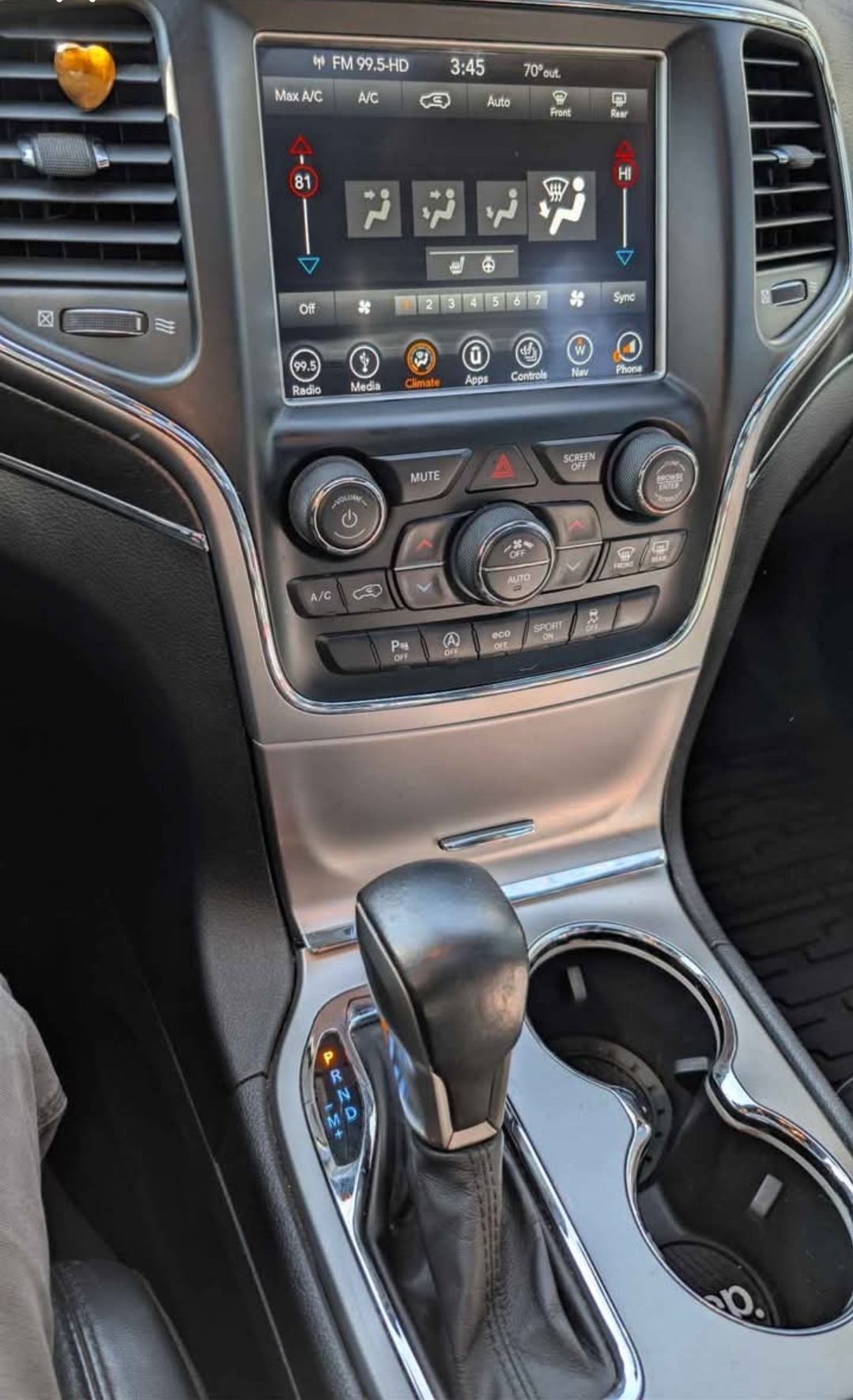 Used 2018 Jeep Grand Cherokee Limited AWD/4WD image 4