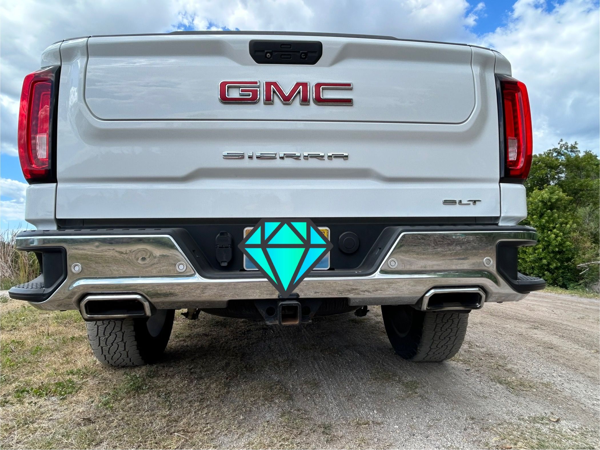 Used 2019 GMC Sierra 1500 SLT w/ SLT Premium Plus Package AWD/4WD image 8
