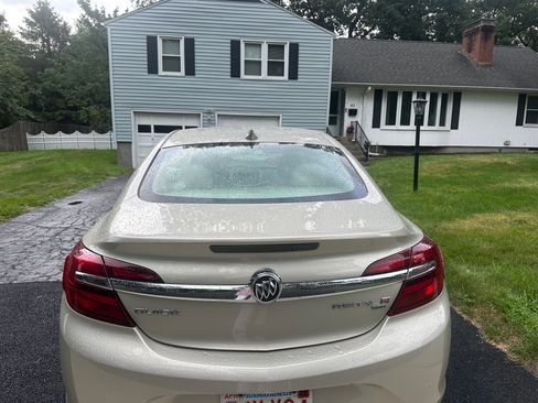 Used 2016 Buick Regal AWD image 11