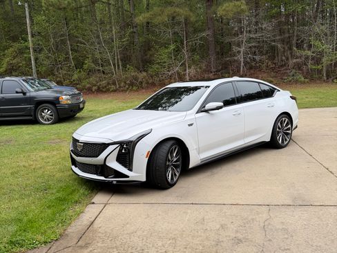 Used 2026 Cadillac CT5 V Blackwing w/ Precision Package RWD image 1