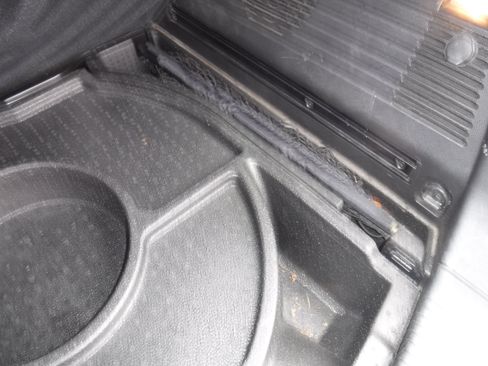 Used 2012 Chevrolet Captiva Sport LTZ image 2