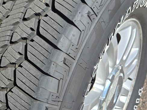 Used 2013 Ford F150 Lariat w/ Mid Equipment Group image 14