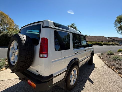 Used 2001 Land Rover Discovery SE image 4