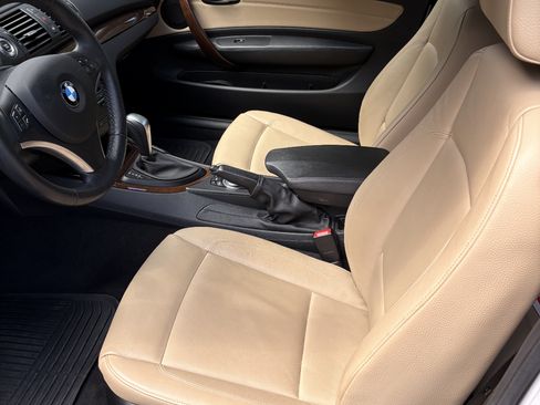 Used 2011 BMW 128i 128i Convertible 2D image 10