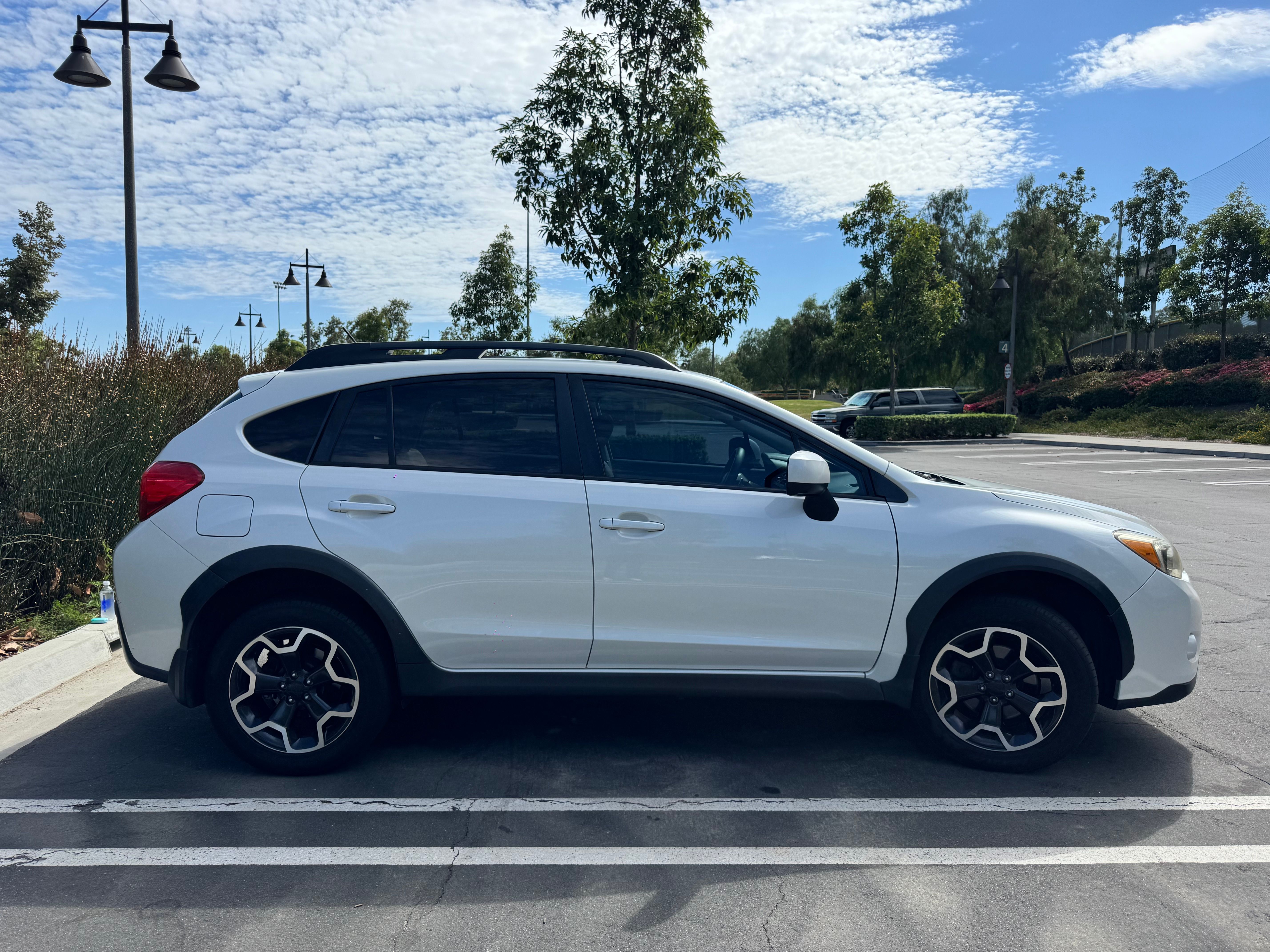 Used 2014 Subaru Crosstrek 2.0i Limited w/ Popular Package #2 AWD/4WD image 9