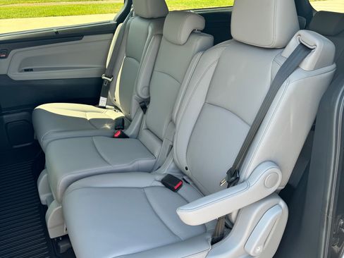 Used 2024 Honda Odyssey Touring image 15