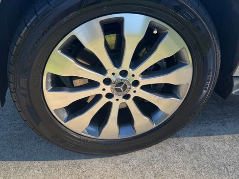 Used 2019 Mercedes-Benz GLS 450 4MATIC image 12