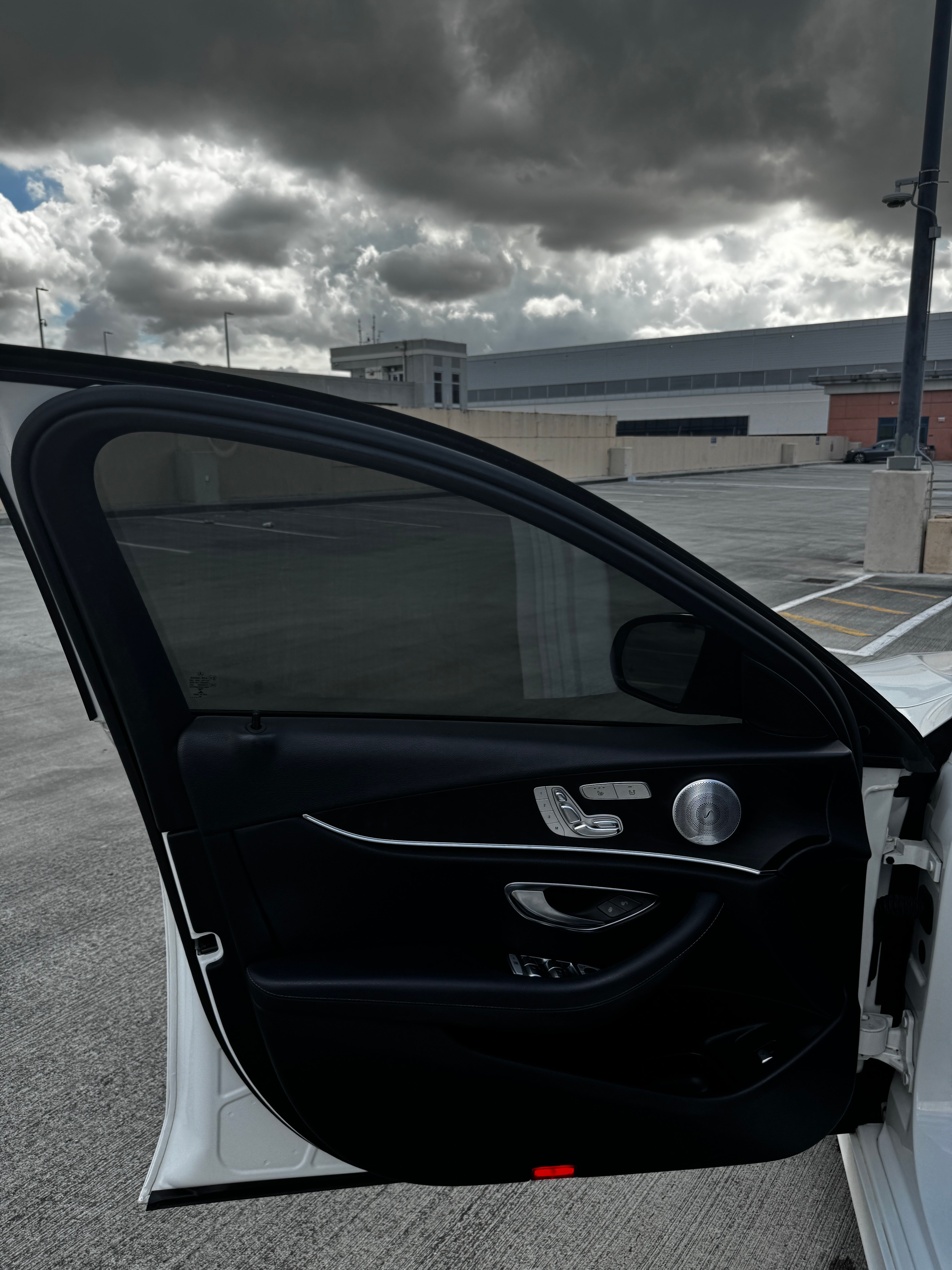 Used 2019 Mercedes-Benz E 300 image 15