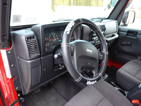 Used 2005 Jeep Wrangler Sport image 18