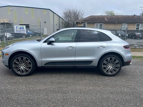 Used 2015 Porsche Macan S image 1