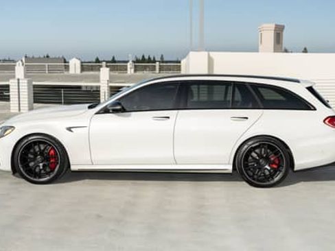 Used 2020 Mercedes-Benz E 63 AMG S image 1