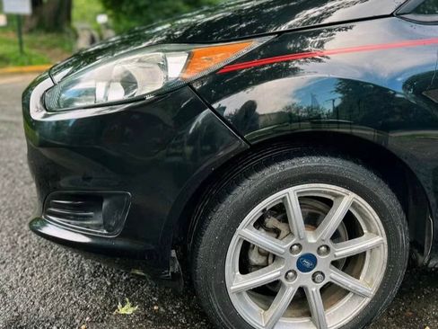 Used 2019 Ford Fiesta SE w/ Equipment Group 201A FWD image 8
