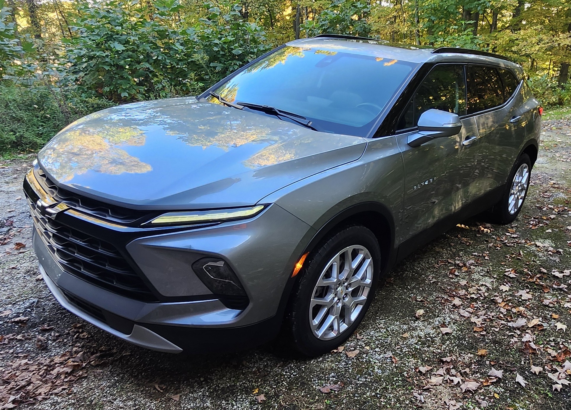Used 2023 Chevrolet Blazer LT w/ Sound & Technology Package FWD image 1