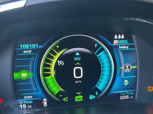 Used 2016 Chevrolet Volt Premier w/ Driver Confidence Package image 15