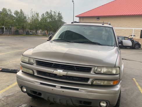 Used 2005 Chevrolet Tahoe Z71 w/ Preferred Equipment Group image 5