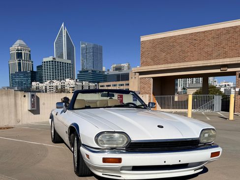 Used 1996 Jaguar XJS 4.0 Convertible image 22