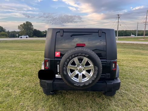 Used 2010 Jeep Wrangler Sport image 2