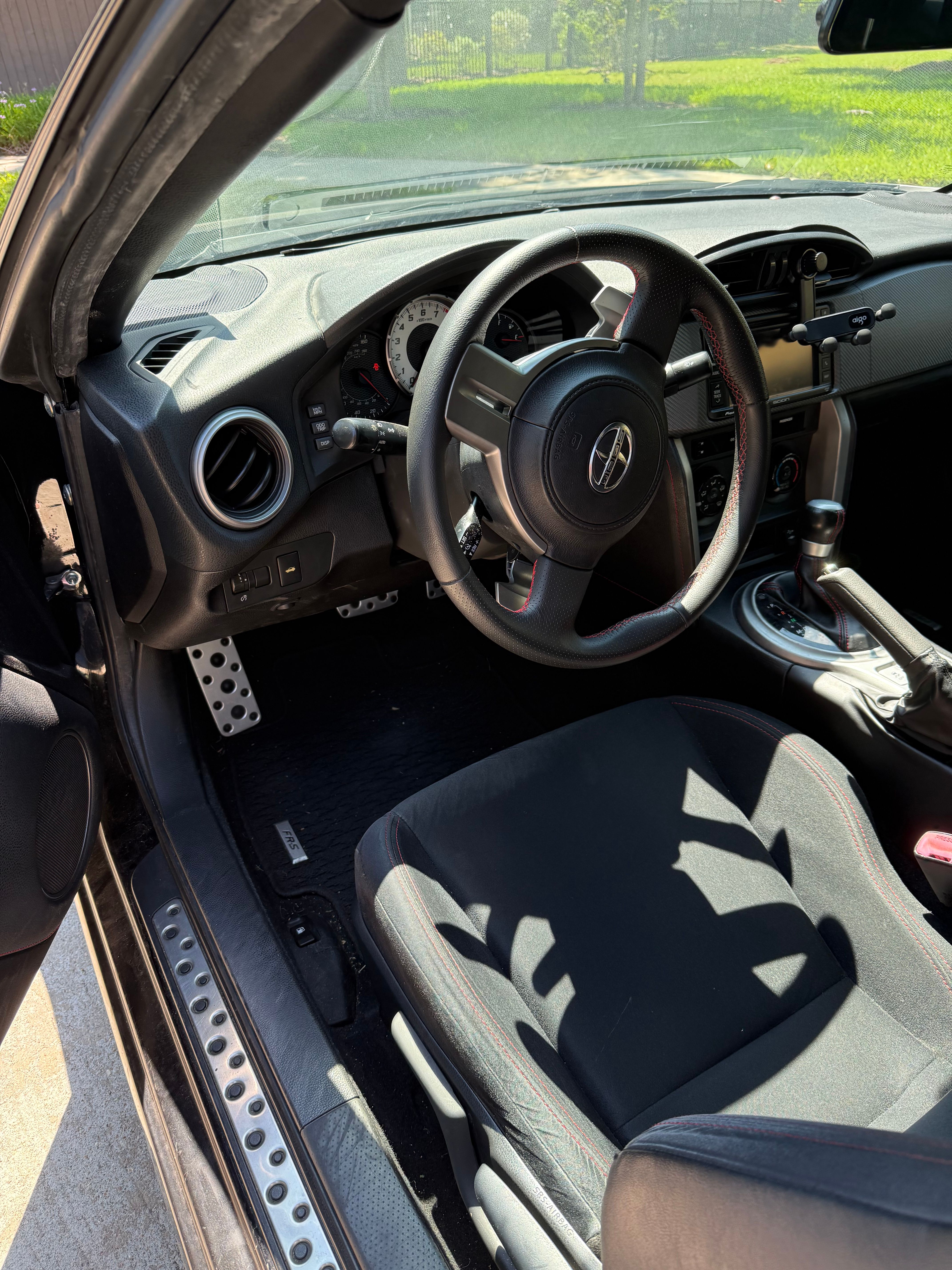 Used 2015 Scion FR-S RWD image 8