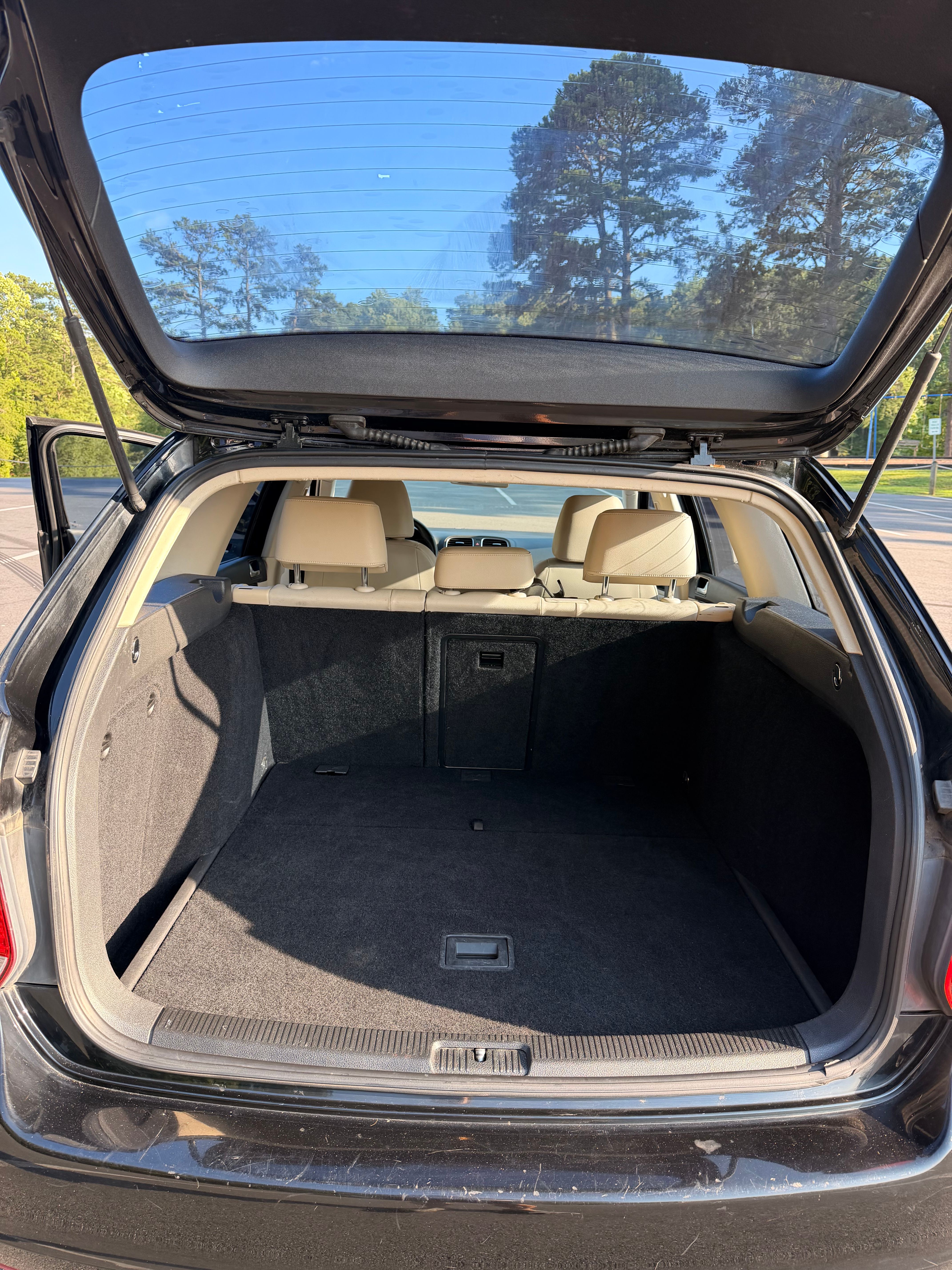 Used 2014 Volkswagen Jetta TDI FWD image 8