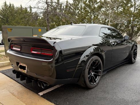 Used 2021 Dodge Challenger R/T Scat Pack image 8