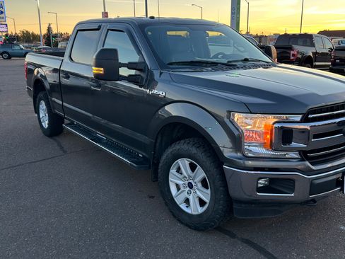 Used 2018 Ford F150 XLT w/ Heavy-Duty Payload Package image 4