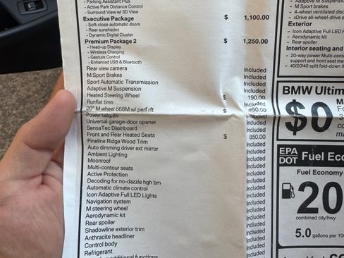 Used 2019 BMW M550i xDrive image 11