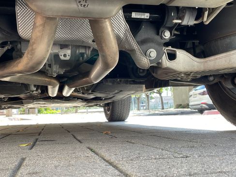 Used 2023 Land Rover Defender 110 image 31