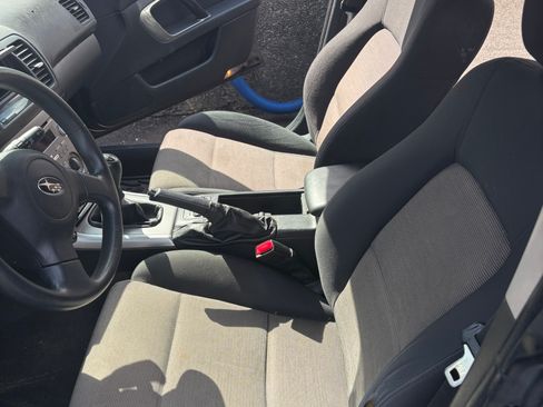 Used 2007 Subaru Outback 2.5i image 6