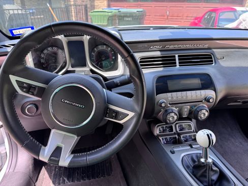Used 2010 Chevrolet Camaro SS w/ RS Package RWD image 12