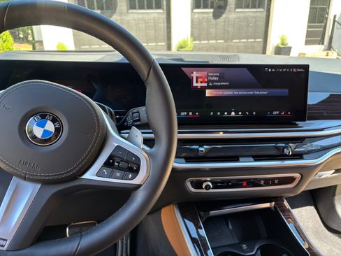 Used 2026 BMW X5 xDrive40i AWD/4WD image 9