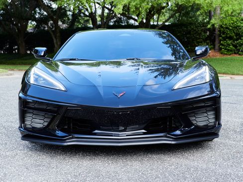 Used 2024 Chevrolet Corvette Stingray Coupe w/ Z51 Performance Package RWD image 4