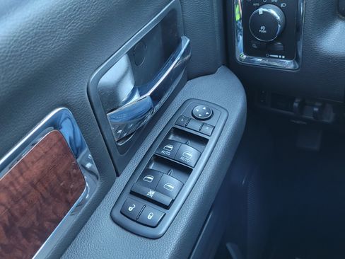 Used 2012 RAM 1500 Laramie w/ Protection Group image 8