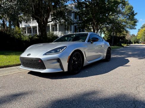 Used 2022 Toyota GR86 Premium image 17