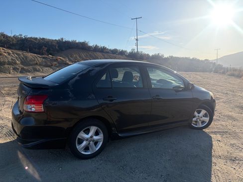 Used 2008 Toyota Yaris S w/ PWR Pkg w/Alloy Wheels FWD image 5
