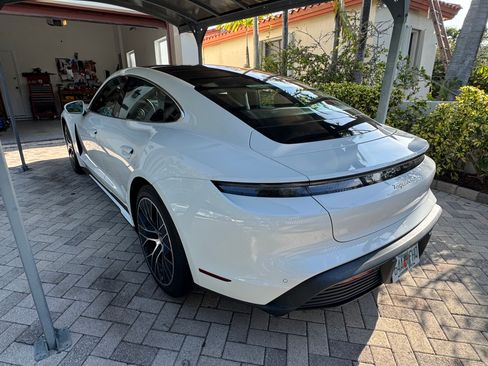 Used 2021 Porsche Taycan 4S AWD/4WD image 6