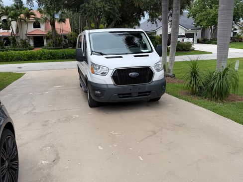 Used 2022 Ford Transit 250 Low Roof w/ Exterior Upgrade Package RWD image 2
